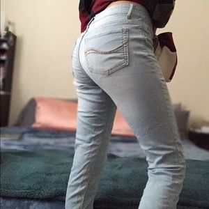 Light wash jegging